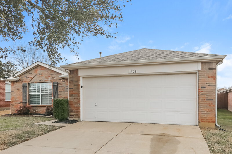 1,950/Mo, 3309 Bentgate Ct Denton, TX 76210 Front View
