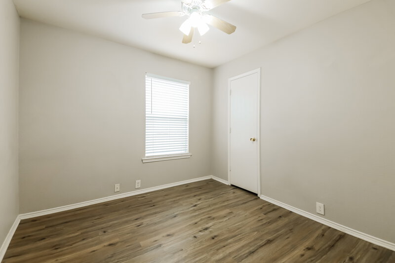 1,950/Mo, 3309 Bentgate Ct Denton, TX 76210 Bedroom View 2