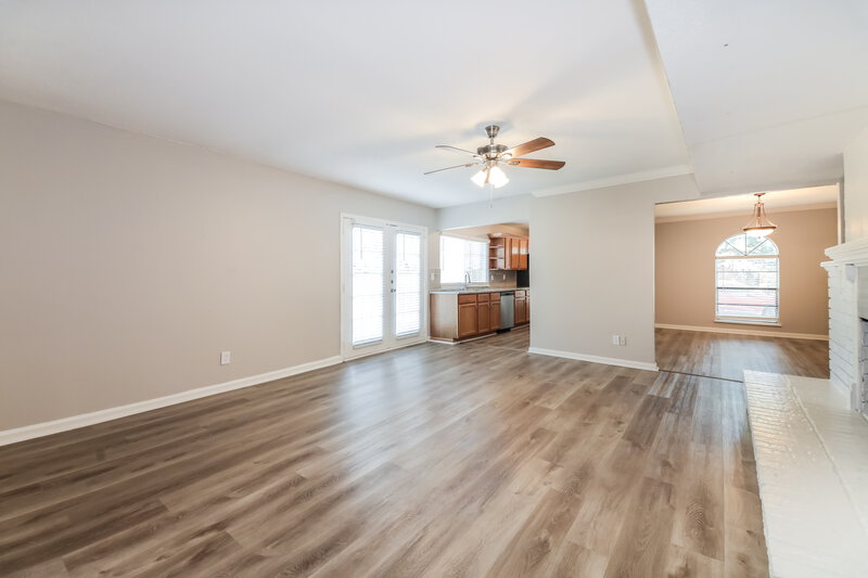 1,770/Mo, 8714 Miami Dr Rowlett, TX 75088 Living Room View 3