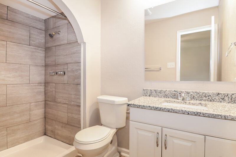 1,770/Mo, 8714 Miami Dr Rowlett, TX 75088 Main Bathroom View