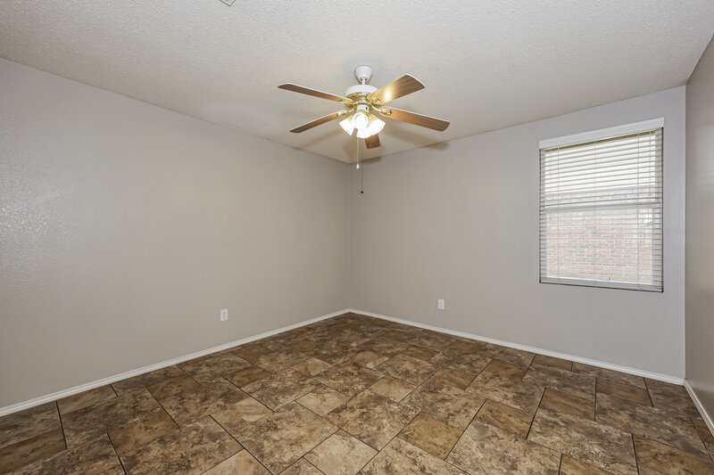 2,325/Mo, 2128 Panorama Ln Grand Prairie, TX 75052 Bedroom View 2