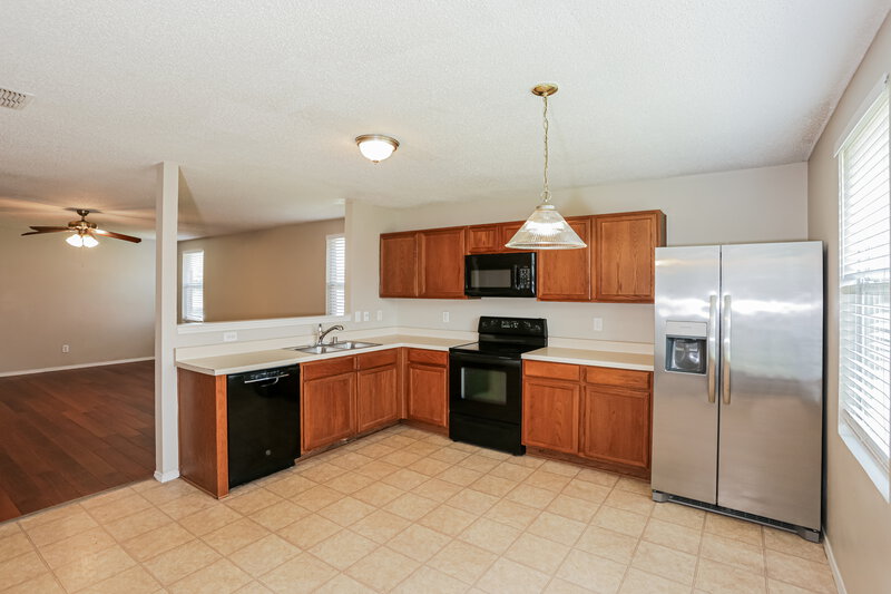 2,025/Mo, 1203 Wisdom Dr Cedar Hill, TX 75104 Kitchen View