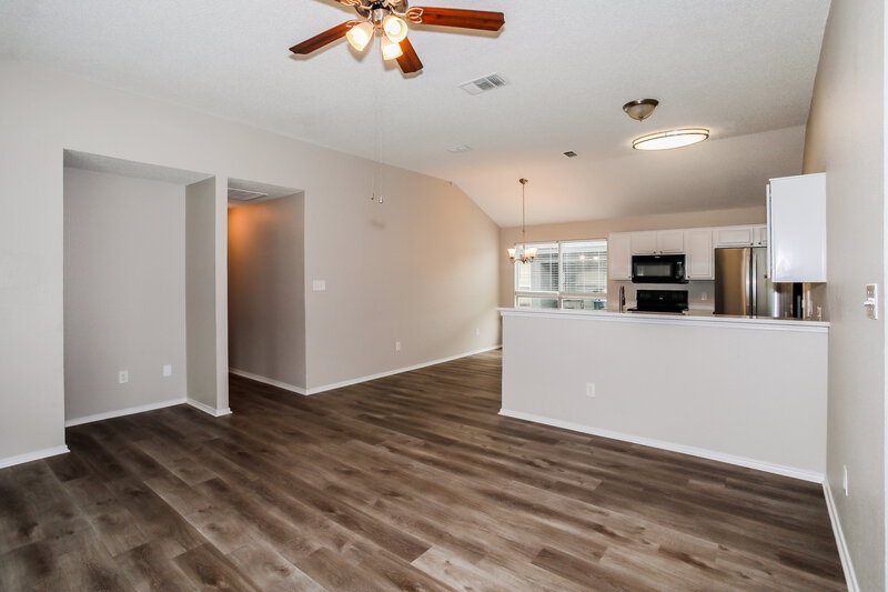 1,880/Mo, 10529 Flamewood Dr Fort Worth, TX 76140 Misc View 4