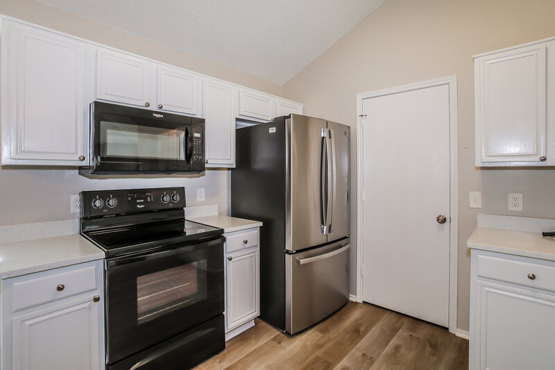 1,880/Mo, 10529 Flamewood Dr Fort Worth, TX 76140 Misc View 6
