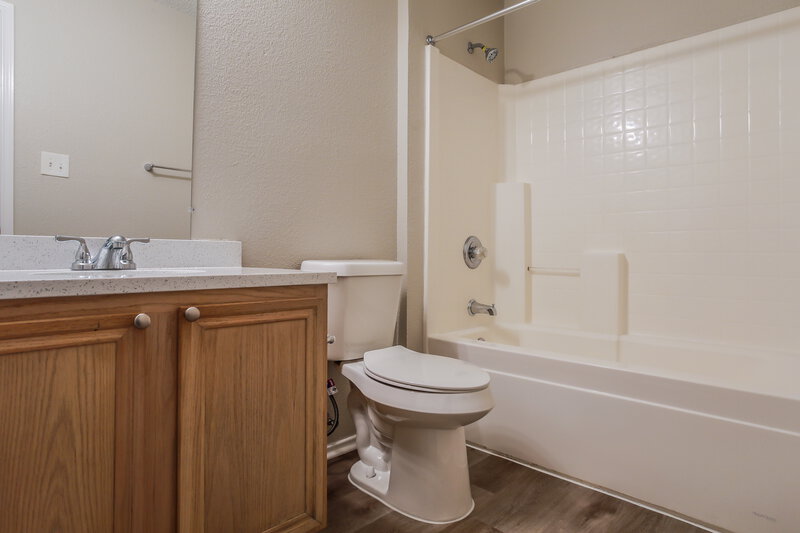 1,880/Mo, 10529 Flamewood Dr Fort Worth, TX 76140 Misc View 16