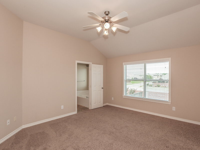 2,070/Mo, 5916 Brookside Dr Argyle, TX 76226 Master Bed View 2