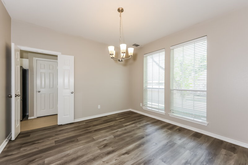 2,255/Mo, 228 Pioneer Ct Lancaster, TX 75146 Dining Room View