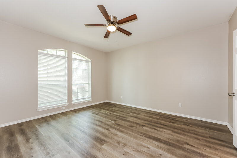2,255/Mo, 228 Pioneer Ct Lancaster, TX 75146 Main Bedroom View