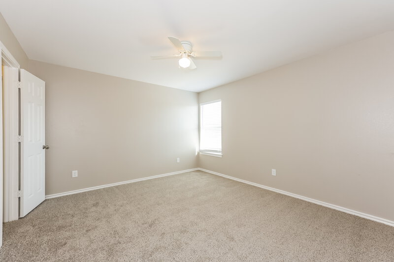 2,255/Mo, 228 Pioneer Ct Lancaster, TX 75146 Bedroom View 3