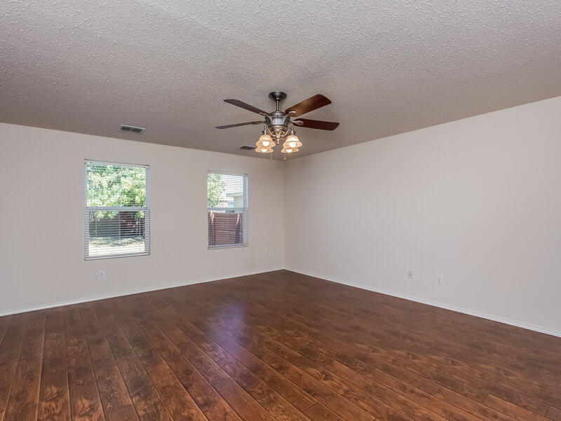 2,265/Mo, 4852 Waterford Dr Fort Worth, TX 76179 Living Room View