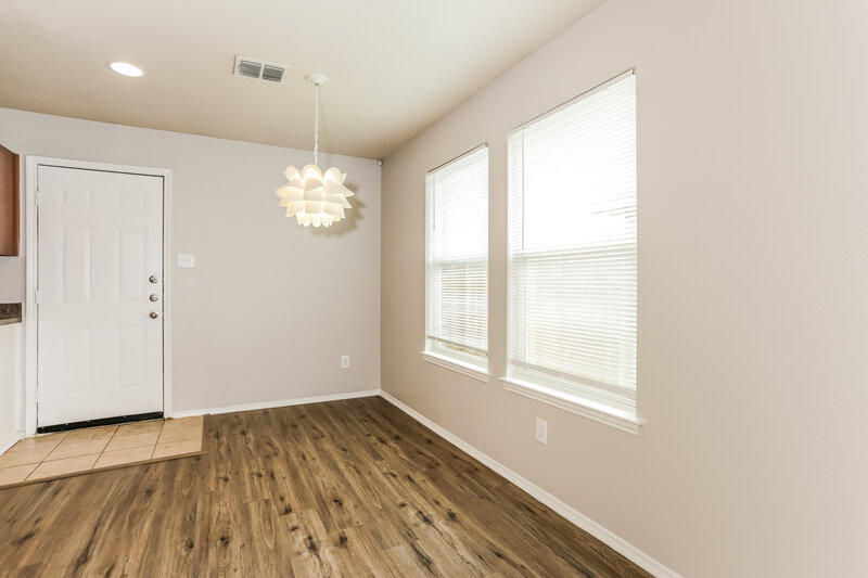 1,900/Mo, 10308 Roosevelt Gap Ct Fort Worth, TX 76140 Dining Room View