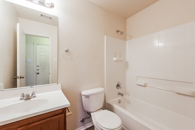 1,865/Mo, 9301 Saint Martin Rd Fort Worth, TX 76123 Bathroom View