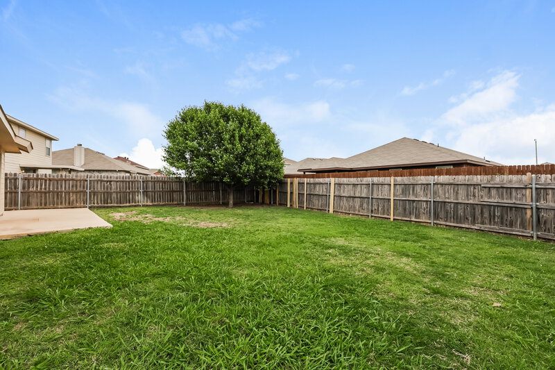 1,865/Mo, 9301 Saint Martin Rd Fort Worth, TX 76123 Rear View 2