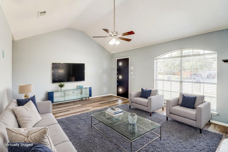 2,045/Mo, 222 Hollywood Dr Glenn Heights, TX 75154 Misc View 2