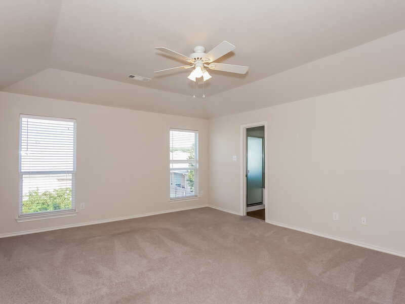 2,150/Mo, 12716 Chattaroy Ln Fort Worth, TX 76244 Master Bed View