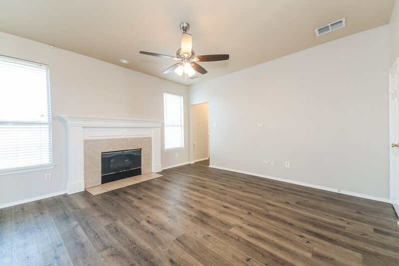 2,685/Mo, 2712 Crooked Crk Mesquite, TX 75181 Living Room View