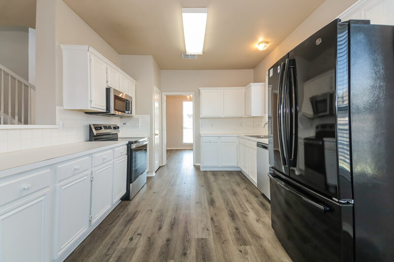 2,685/Mo, 2712 Crooked Crk Mesquite, TX 75181 Kitchen View 2