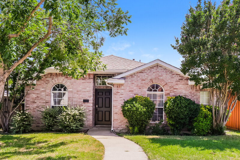 2,235/Mo, 2268 Bresee Dr Carrollton, TX 75010 External View