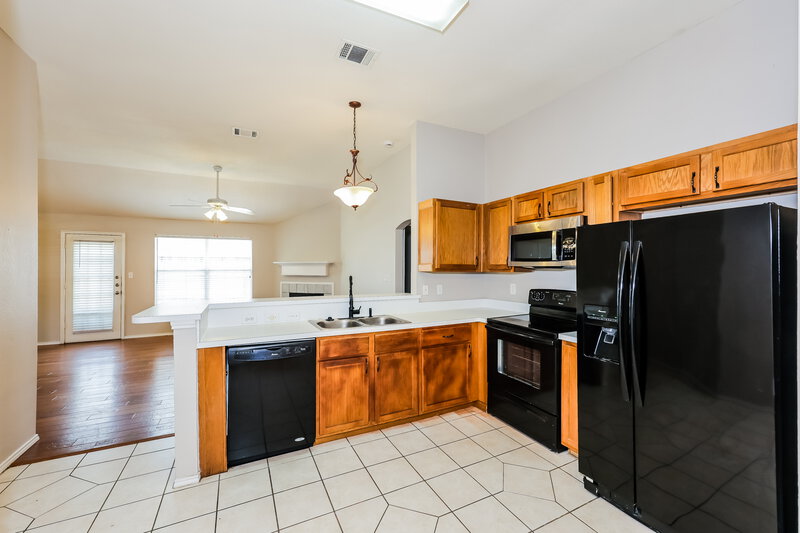 2,235/Mo, 2268 Bresee Dr Carrollton, TX 75010 Kitchen View