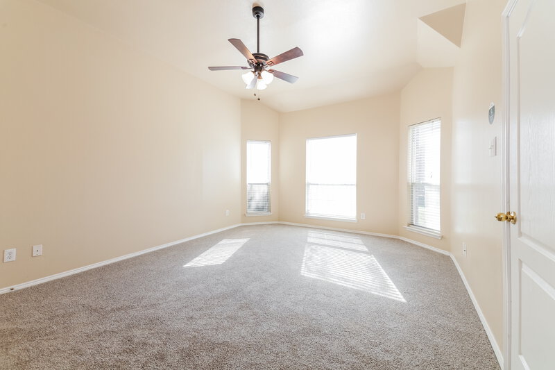 2,125/Mo, 2100 Lake Fork Ln Little Elm, TX 75068 Main Bedroom View