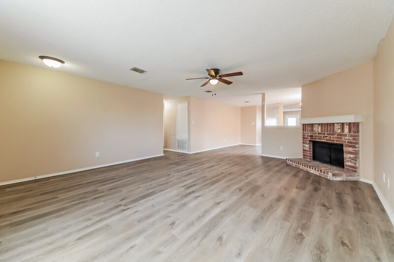 2,110/Mo, 1104 Ann Dr Wylie, TX 75098 Living Room View 2