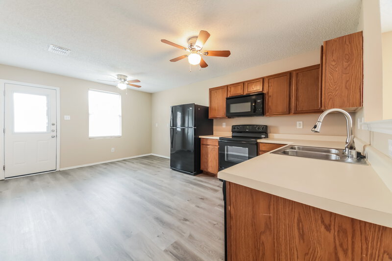 2,110/Mo, 1104 Ann Dr Wylie, TX 75098 Kitchen View