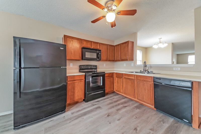 2,110/Mo, 1104 Ann Dr Wylie, TX 75098 Kitchen View 2