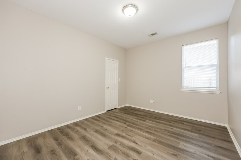1,910/Mo, 2321 Wildwood Ln Denton, TX 76210 Bedroom View 2