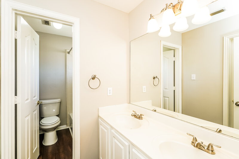 3,795/Mo, 4420 Vanderpool Dr Plano, TX 75024 Bathroom View