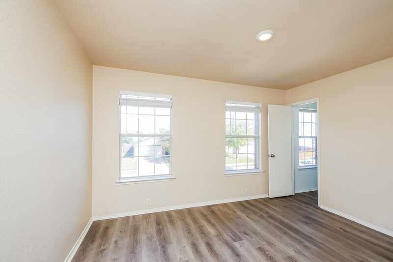 2,055/Mo, 2304 Eagle Mountain Dr Little Elm, TX 75068 Bedroom View 2