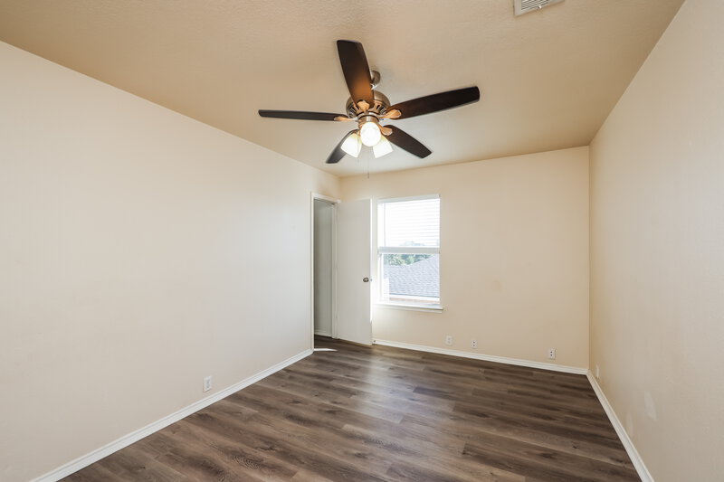 2,055/Mo, 2304 Eagle Mountain Dr Little Elm, TX 75068 Bedroom View 3