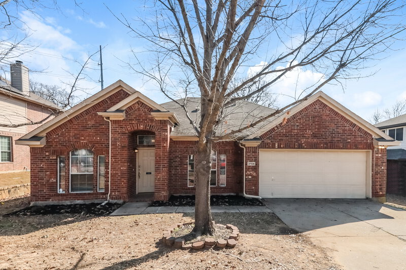 2,450/Mo, 3704 Saint Johns Dr Denton, TX 76210 External View