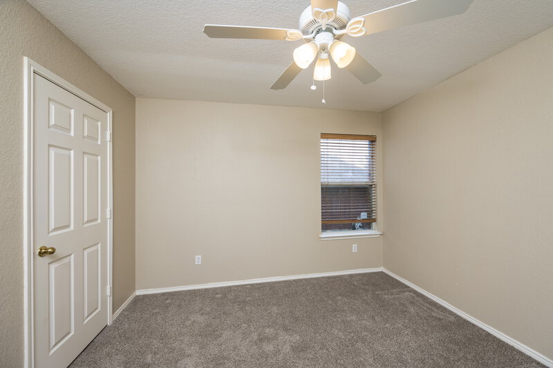 1,995/Mo, 3704 Saint Johns Dr Denton, TX 76210 Bedroom View 2