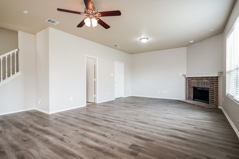 2,340/Mo, 8500 Shallow Creek Dr Fort Worth, TX 76179 Living Room View