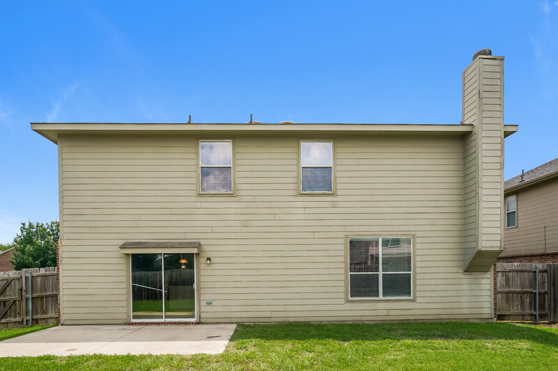 2,340/Mo, 8500 Shallow Creek Dr Fort Worth, TX 76179 Rear View