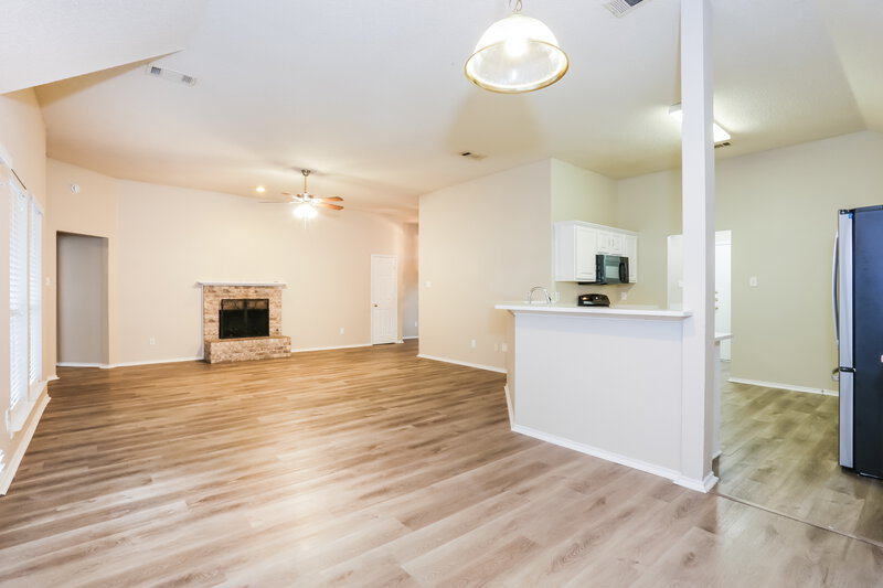 2,295/Mo, 216 Stone Creek Blvd Glenn Heights, TX 75154 Living Room View