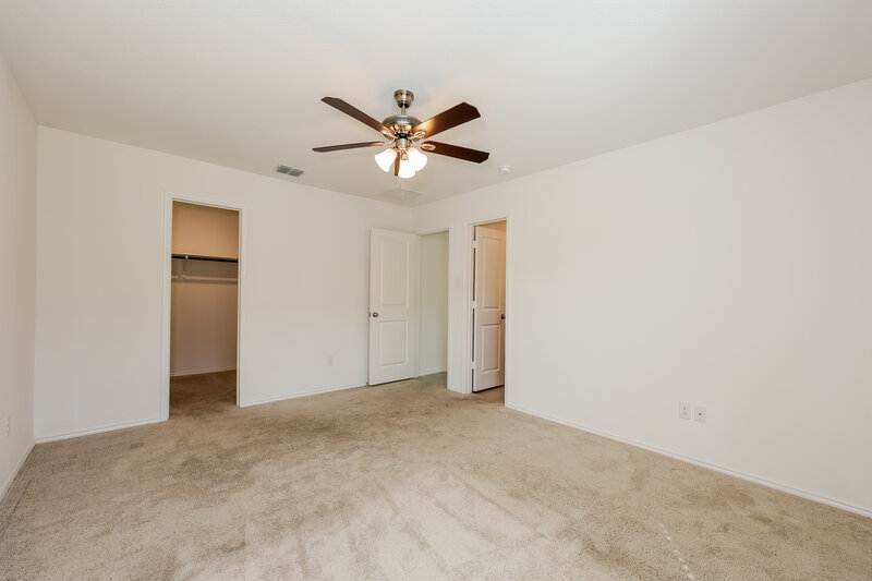 2,250/Mo, 8629 Mount Evans Ct Fort Worth, TX 76123 Main Bedroom View 2