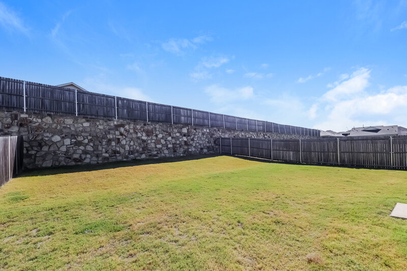 2,250/Mo, 8629 Mount Evans Ct Fort Worth, TX 76123 Backyard View