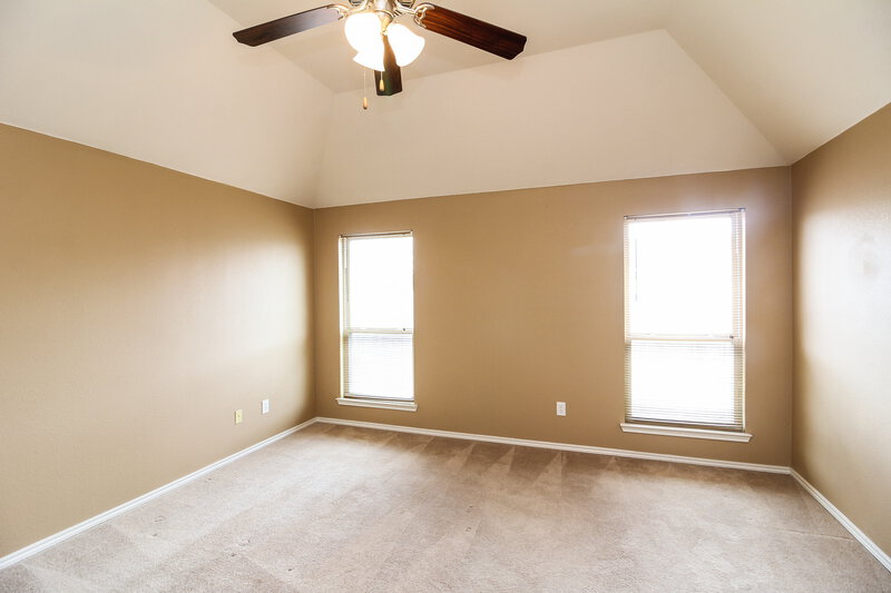 1,710/Mo, 2018 Woodmere Dr Lancaster, TX 75134 Master Bedroom View 3