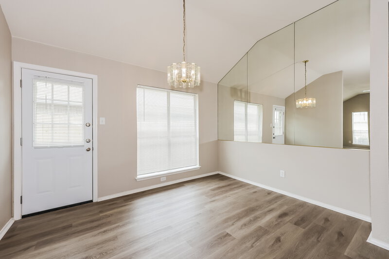 2,255/Mo, 713 Azalea Ln Cedar Hill, TX 75104 Dining Room View