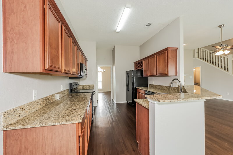 2,565/Mo, 3222 Eagle Ln Midlothian, TX 76065 Kitchen View 2