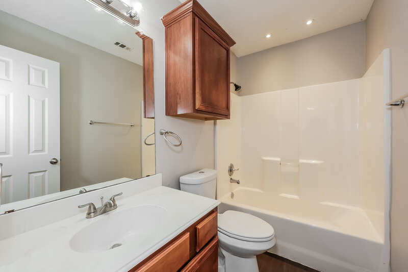 2,565/Mo, 3222 Eagle Ln Midlothian, TX 76065 Bathroom View