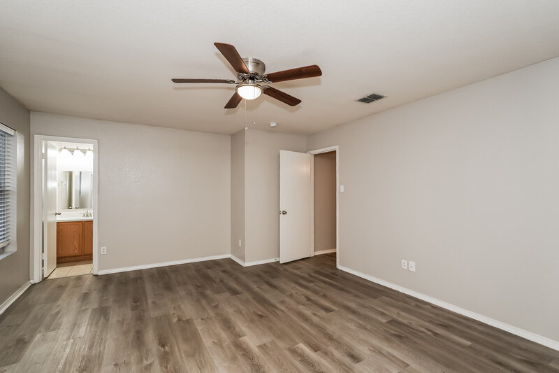 2,065/Mo, 4524 Waterford Dr Fort Worth, TX 76179 Main Bedroom View 2