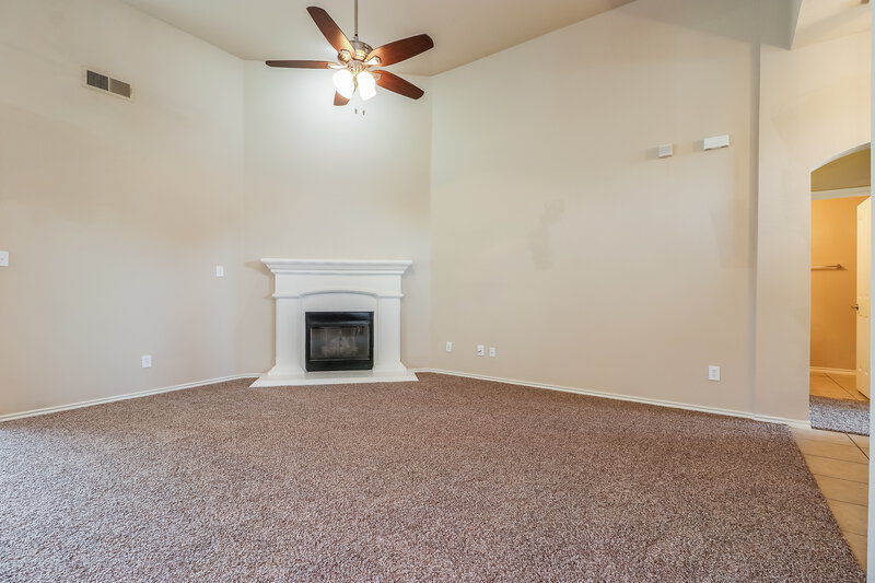 1,870/Mo, 12817 Dorset Dr Fort Worth, TX 76244 Living Room View
