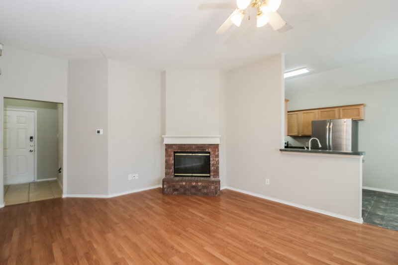 1,860/Mo, 10417 Fossil Hill Dr Fort Worth, TX 76131 Living Room View 2