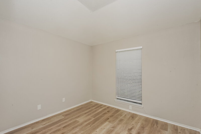 2,315/Mo, 6221 Valley Forge Ct Arlington, TX 76002 Bedroom View 2