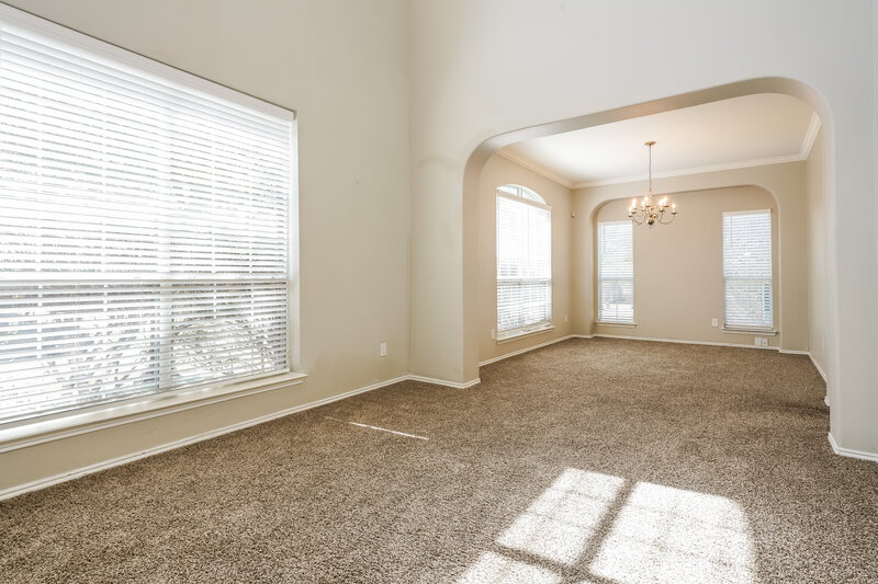 3,265/Mo, 925 Trailwood Dr Desoto, TX 75115 Family Room View