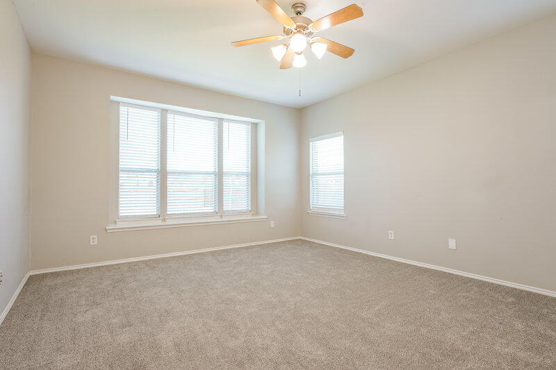 3,265/Mo, 925 Trailwood Dr Desoto, TX 75115 Main Bedroom View