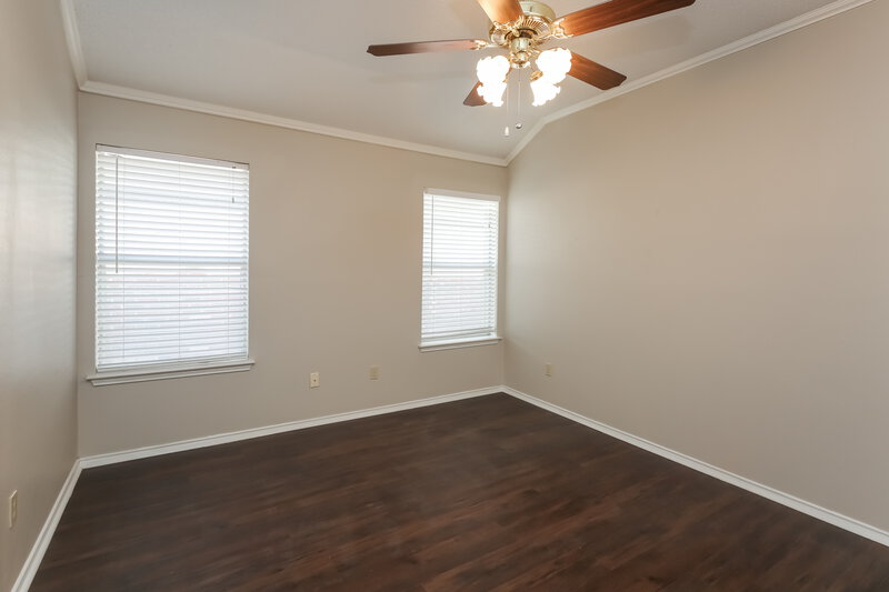 1,925/Mo, 2524 Park Valley Dr Mesquite, TX 75181 Master Bedroom View