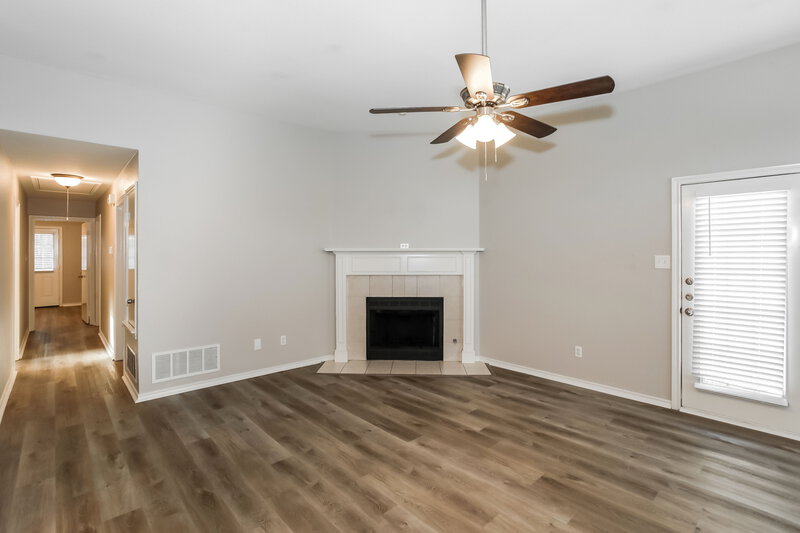 1,740/Mo, 2004 Lee Dr Denton, TX 76209 Misc View 2